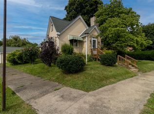 610 37th Street Ext, Beaver Falls, PA 15010