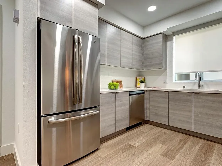 1330 Federal Ave #205 — Photo 21