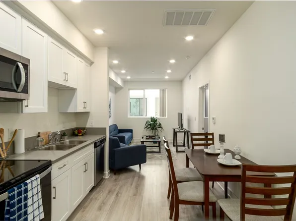Welcome to Soul Noho. Now Leasing!