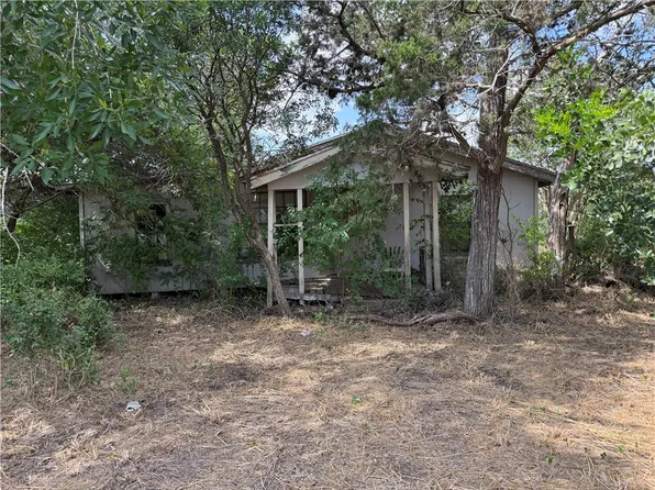 814 W 3rd St, Bishop, TX 78343