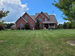 8759 S Club Rd, Ferdinand, IN 47532