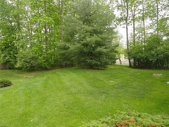2nd image of 420 E Heritage Dr