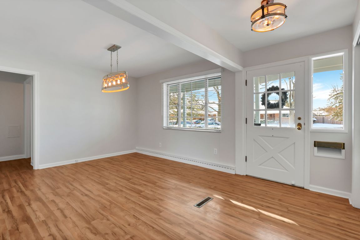 next background image