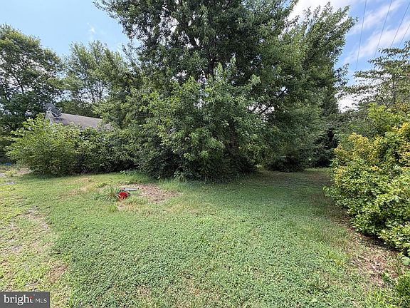 3rd image of 10540 Worton Rd