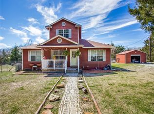 207 Hopper Rd, Whitewright, TX 75491