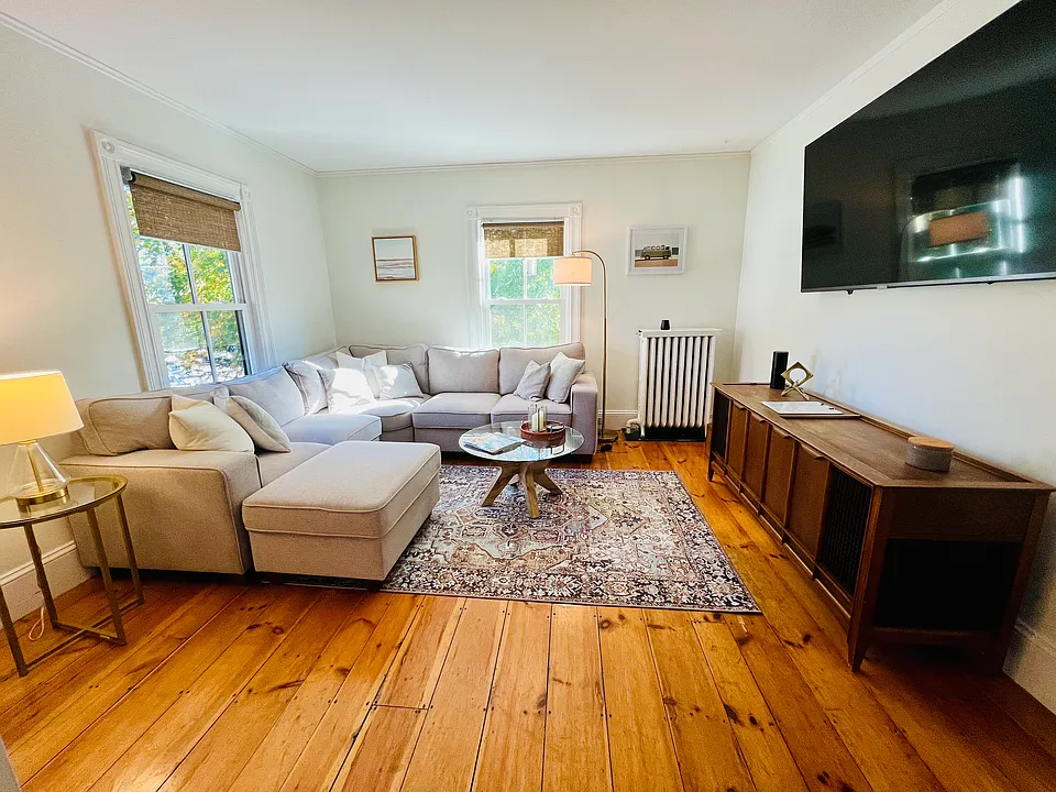 553 Shore Rd #2