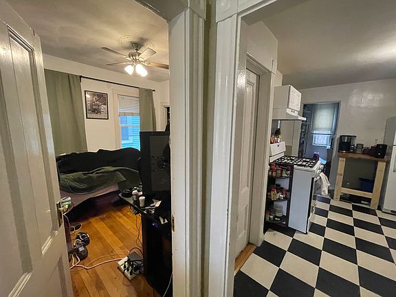 3rd image of 375 Highland Ave #1F