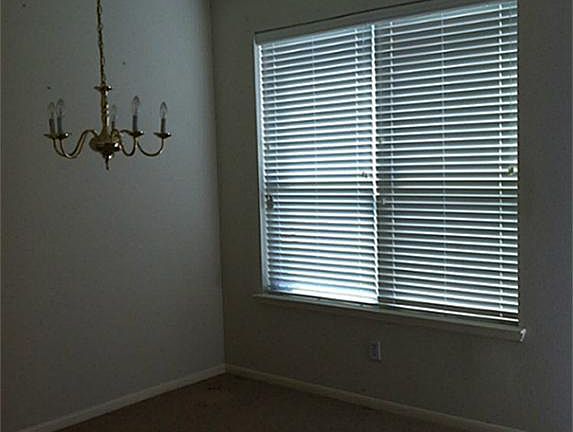 4th image of 1830 Glenwild Dr