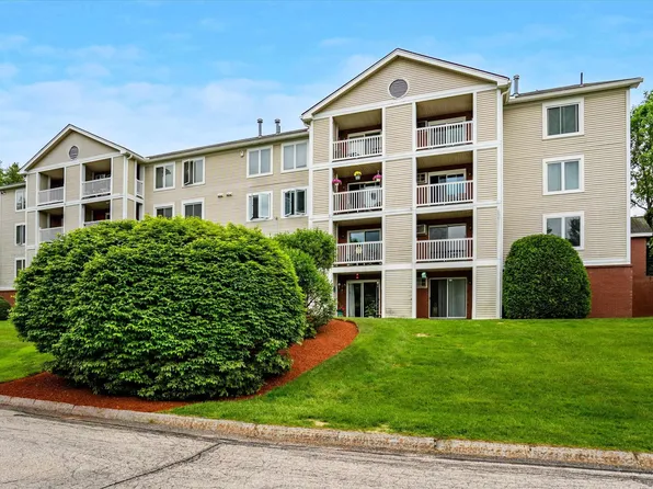 11 Timberwood Drive #401, Goffstown, NH 03045