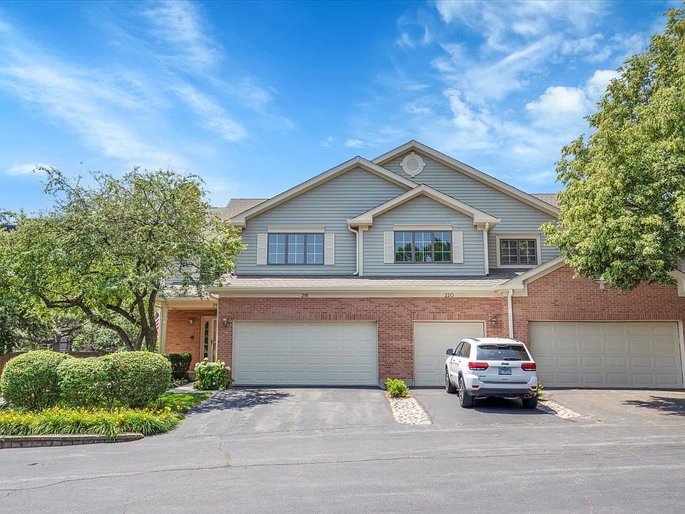 1st image of 218 University Dr #218