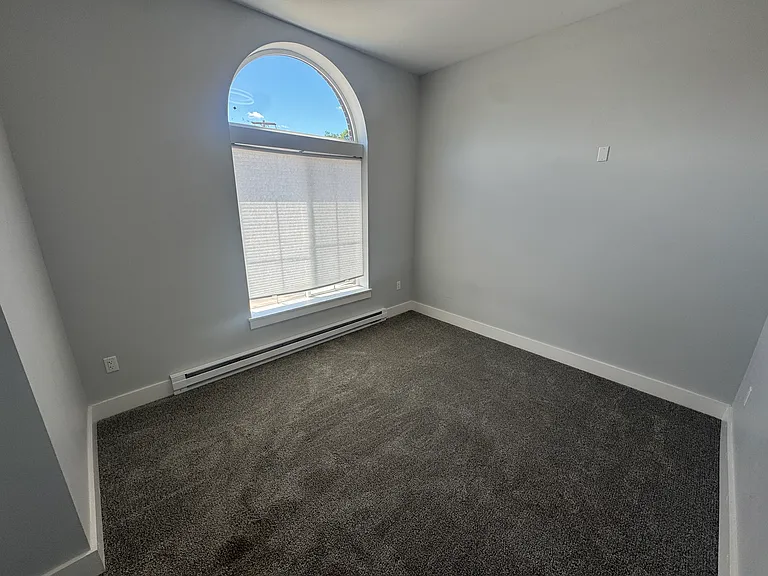 140 S Litchfield St #8 — Photo 3