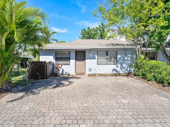 5171 Tennis Ln, Delray Beach, FL 33484