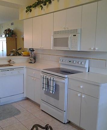 5th image of 10460 Washingtonia Palm Way APT 1314