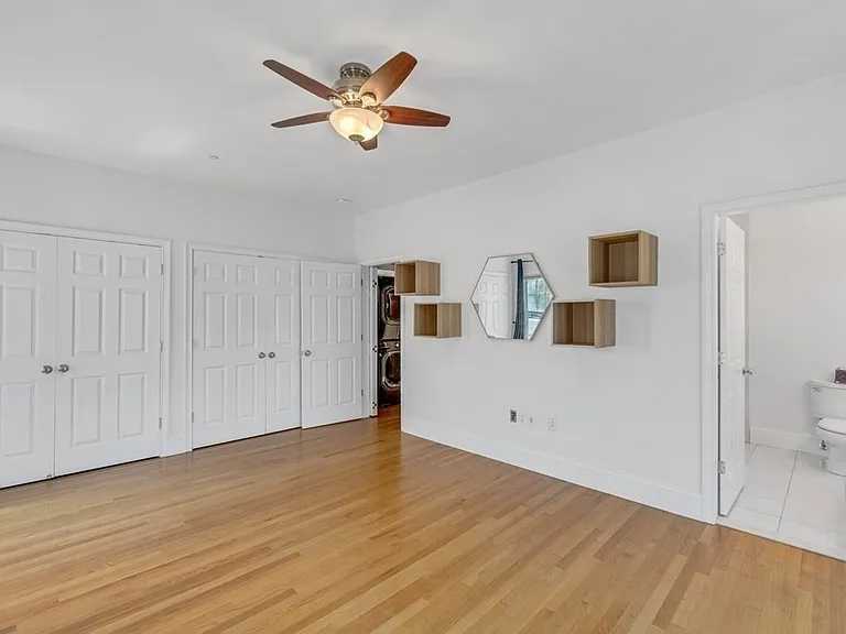 29 Vinton St #7 — Photo 13
