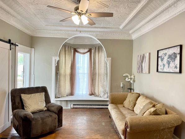 104 Charles St APT 1