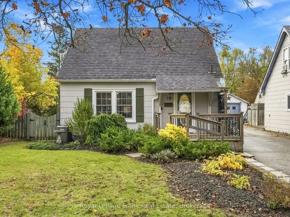 19 Churchill Cres, Kawartha Lakes, ON K9V 3Y7