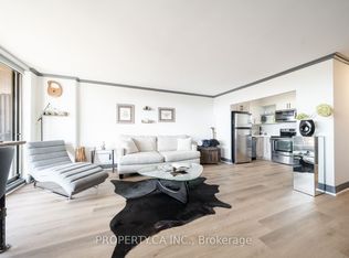 5949 Yonge St #806, Toronto, ON M2M 3V8