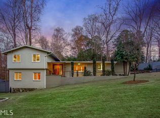 993 Vistavia Cir, Decatur, GA 30033