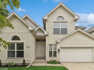 6501 Lyons St, Morton Grove, IL 60053