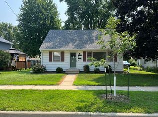 112 12th St NW, Rochester, MN 55901