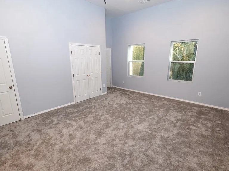 2113 Summerville Rd #1 — Photo 8