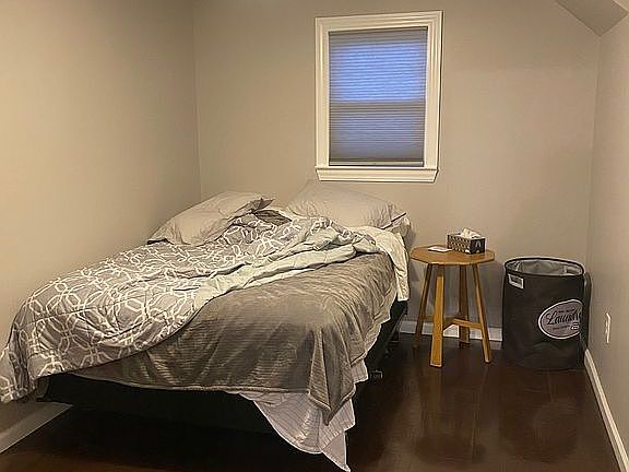 4th image of 609 E Danaher St