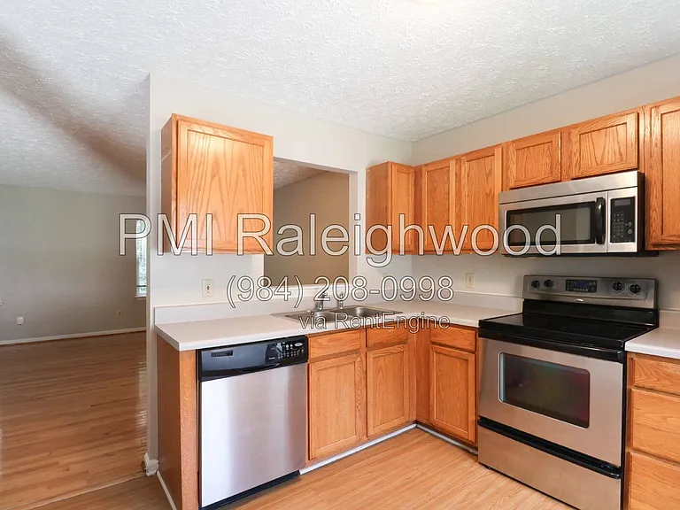 1709 Calypso Ct — Photo 8