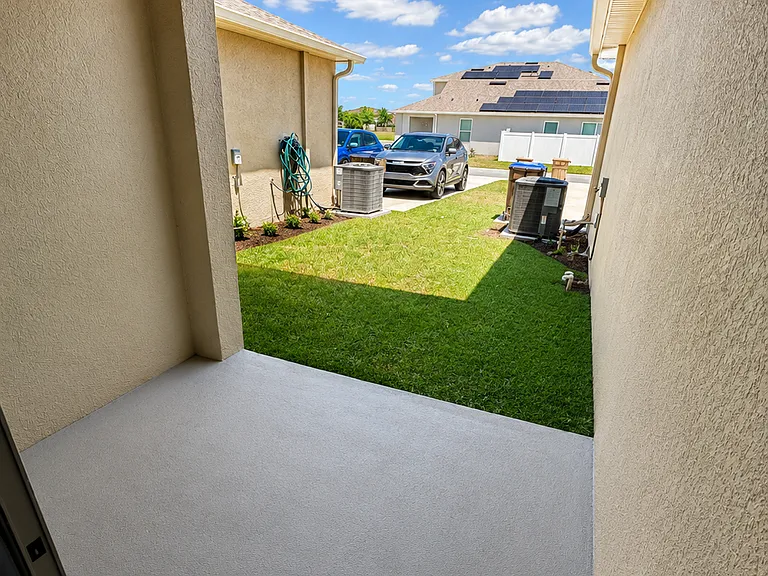 1558 Dalehurst Ln — Photo 10