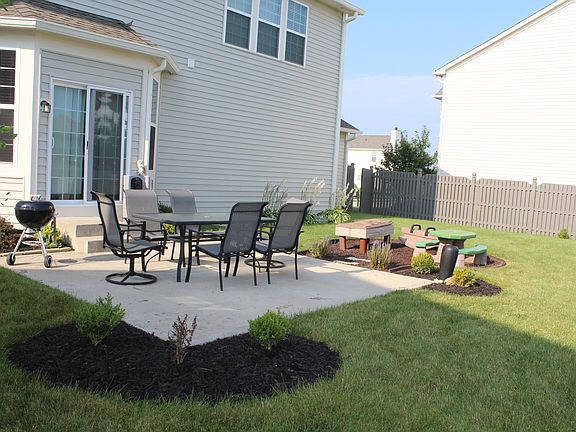 Huge patio and landscaped