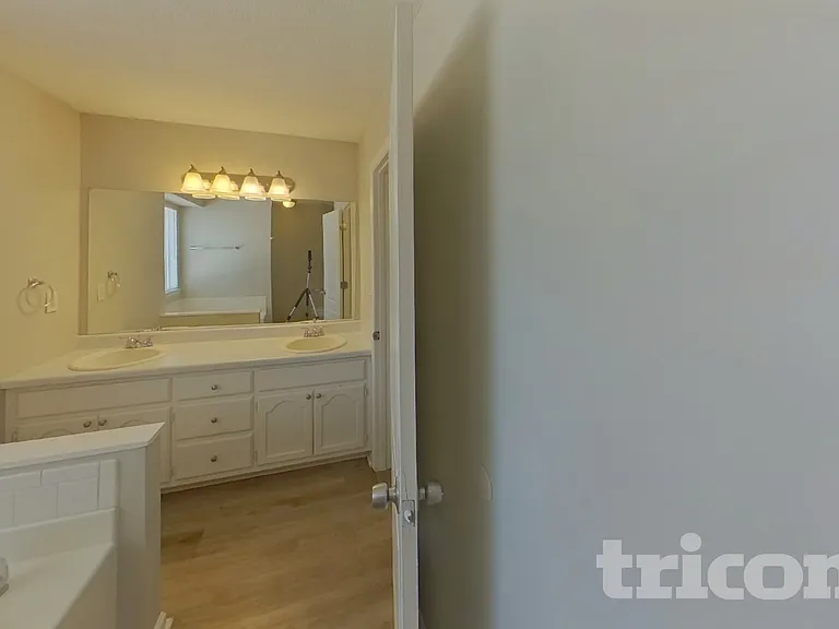511 Horseshoe Cir — Photo 10