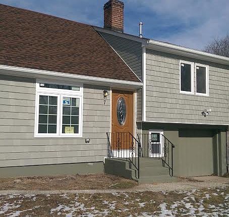 2nd image of 7 Satinwood St