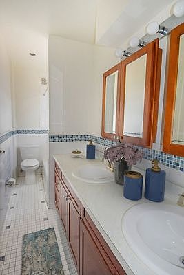 5th image of 440 E 88th St APT 4A