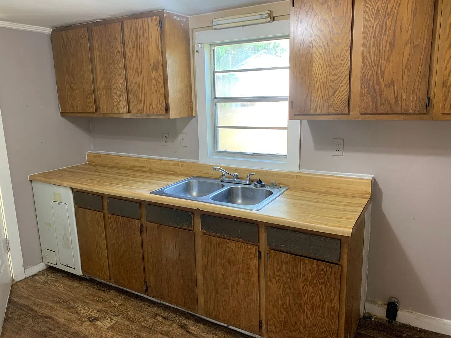 3 Bed/1 Bath Home — Photo 4