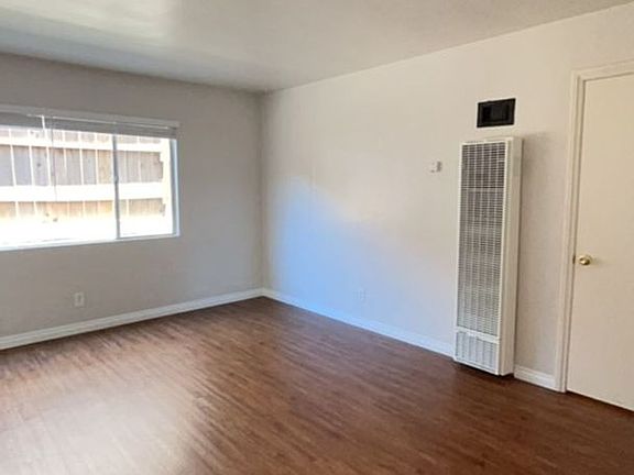 5th image of 400 Ferrini Rd APT 4