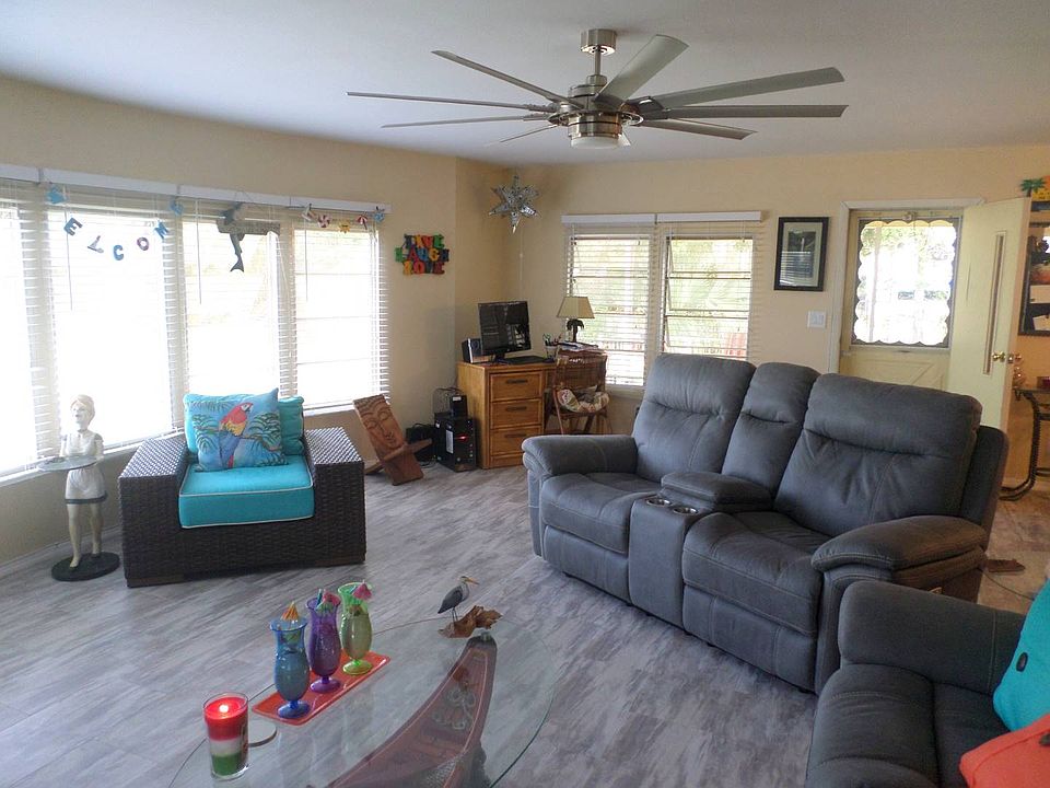 1st image of 8461 Carrie Ln