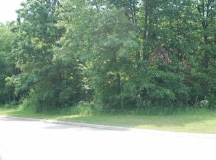 51242 Christian Dr, South Bend, IN