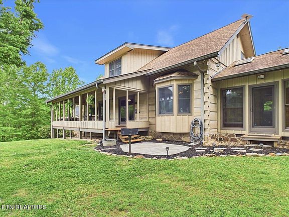 50th image of 1457 Smithfield Rd