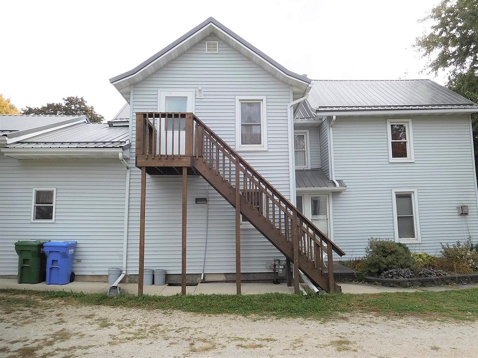615 2nd St E, Cresco, IA 52136 Zillow