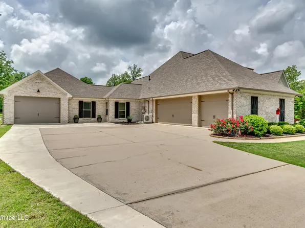 905 Cassidy Ln, Brandon, MS 39047
