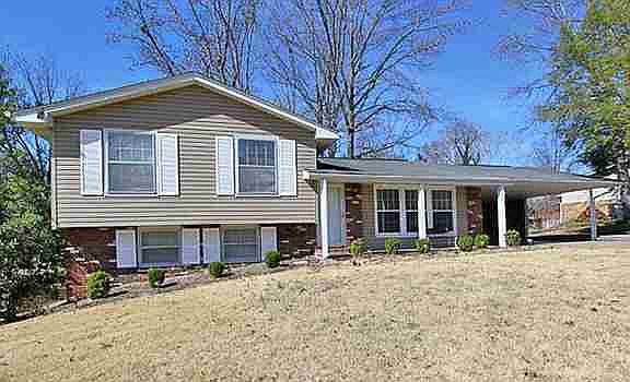 2nd image of 2107 Sherwood Dr