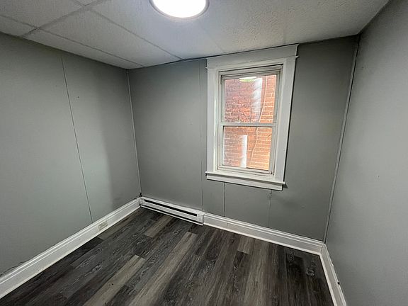 4th image of 367 1st St Unit 2