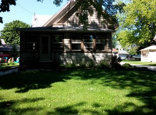 411 Grand Ave, Hartford, WI 53027