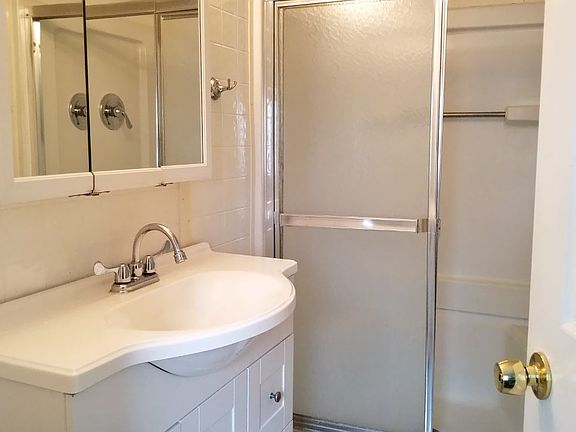 3rd image of 703 Fresh Pond Ave Unit 79