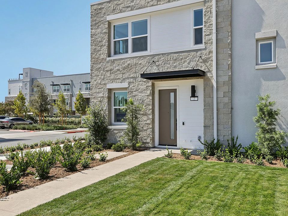 Serenity Lot 902 Exterior