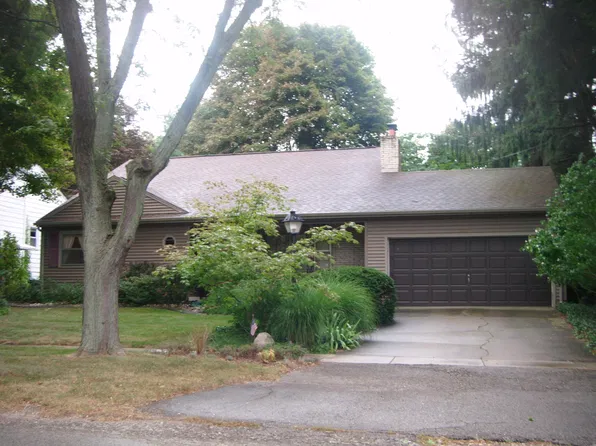 530 Coolidge Ave, Kalamazoo, MI 49006