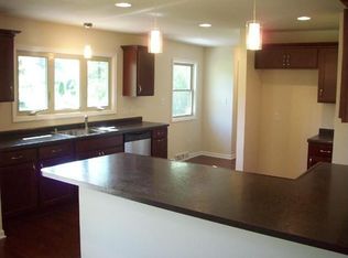 1213 N 2nd St, Watertown, WI 53098