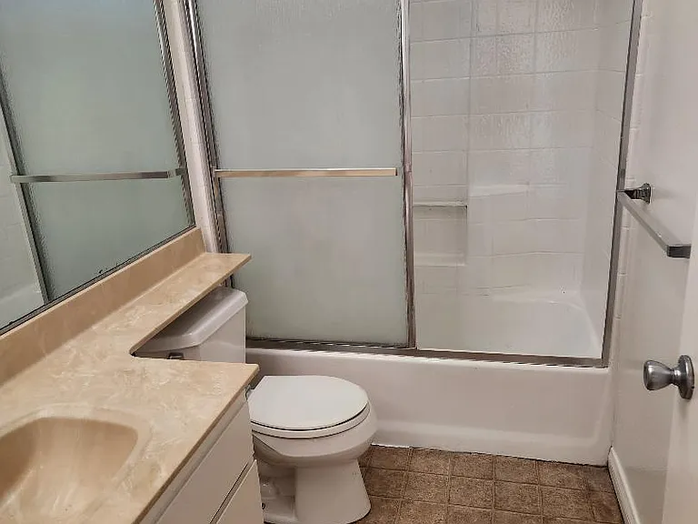 1140 Belmont Ave #8 — Photo 7