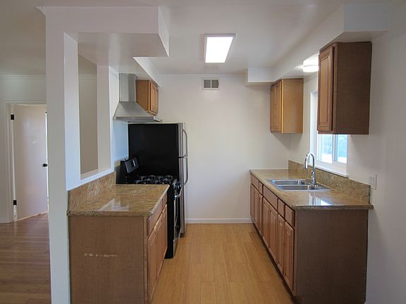 3rd image of 227 Oceano Ave #6