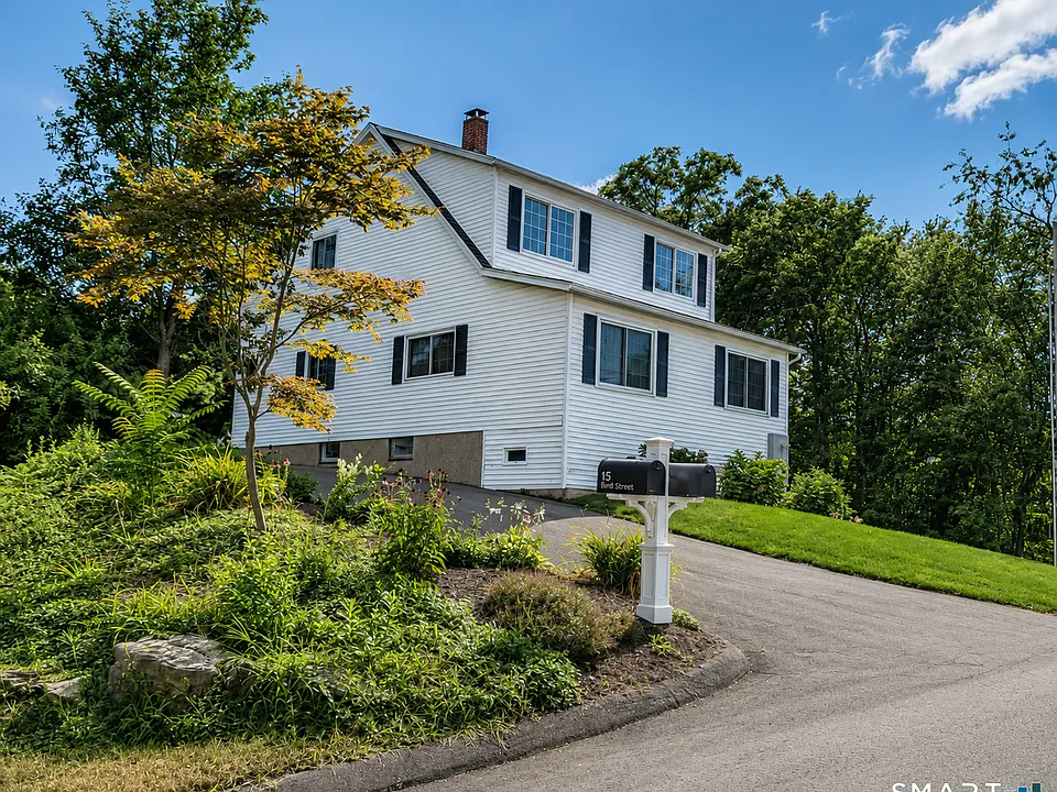 15 Birch St