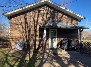 3654 Auburn Rd, Auburn Hills, MI 48326